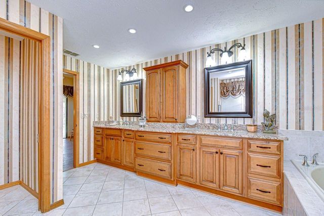 2913 FOREST CLUB DRIVE, Plant City, FL 33566