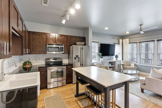 200 36th Ave, N, Nashville, TN 37209