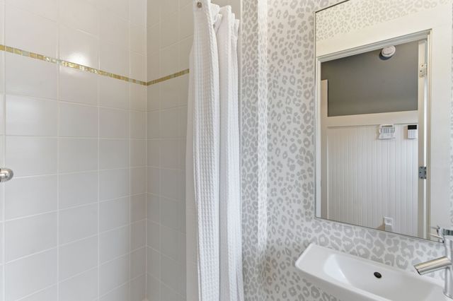 200 36th Ave, N, Nashville, TN 37209