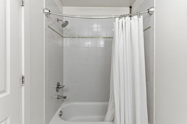 200 36th Ave, N, Nashville, TN 37209