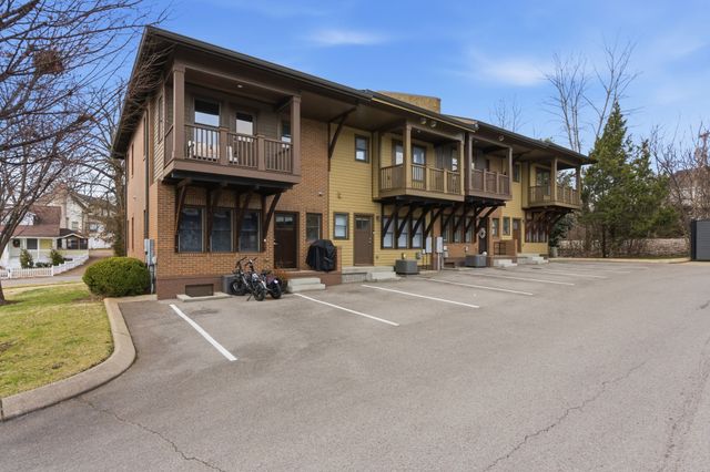 200 36th Ave, N, Nashville, TN 37209