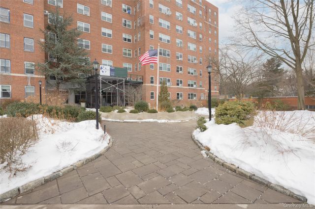 900 Palmer Road 9J, Bronxville, NY 10708