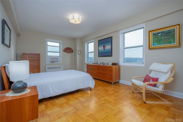 900 Palmer Road 9J, Bronxville, NY 10708