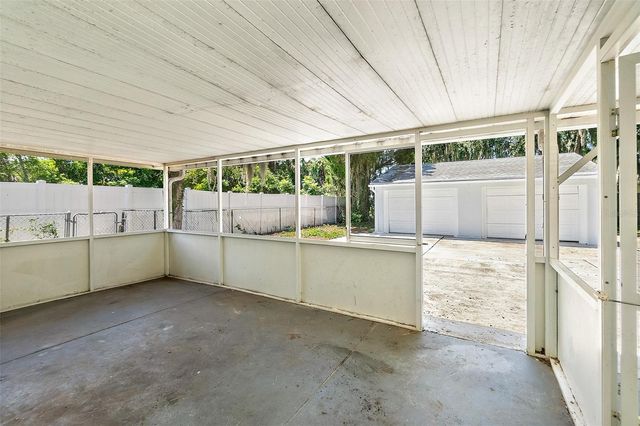 607 WAYNE AVENUE, New Smyrna Beach, FL 32168