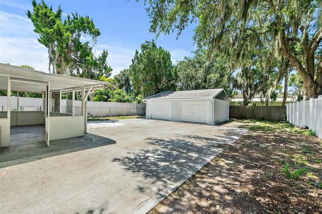 607 WAYNE AVENUE, New Smyrna Beach, FL 32168