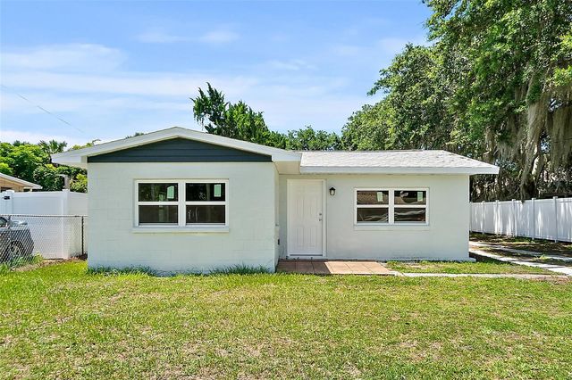 607 WAYNE AVENUE, New Smyrna Beach, FL 32168