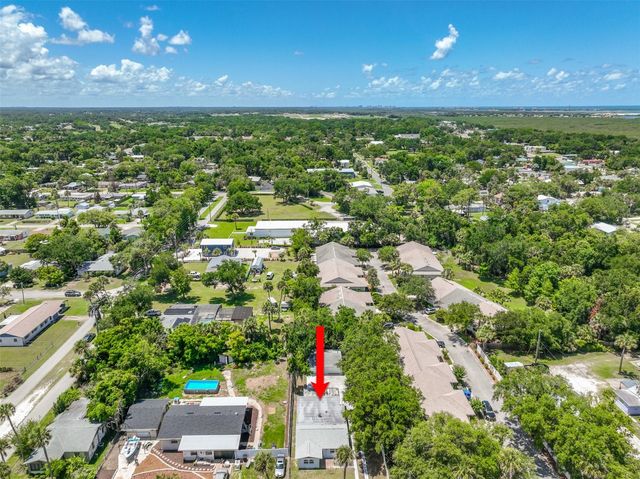 607 WAYNE AVENUE, New Smyrna Beach, FL 32168