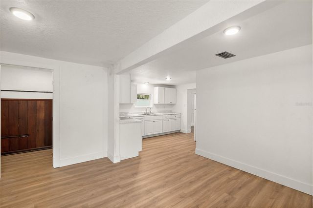 607 WAYNE AVENUE, New Smyrna Beach, FL 32168