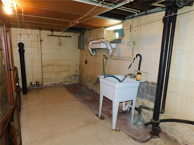 145 Easy Street, Uniontown, PA 15401