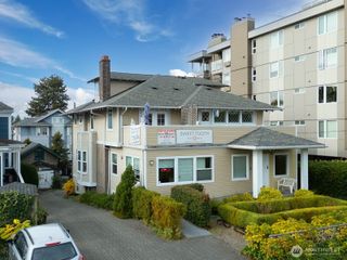 211 14th Avenue E, Seattle, WA 98112