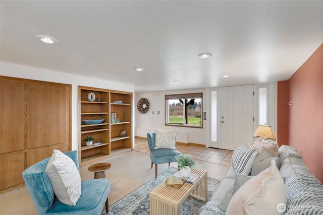 5181 NE Cedar Lane, Hansville, WA 98340