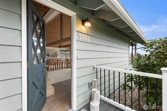 5181 NE Cedar Lane, Hansville, WA 98340