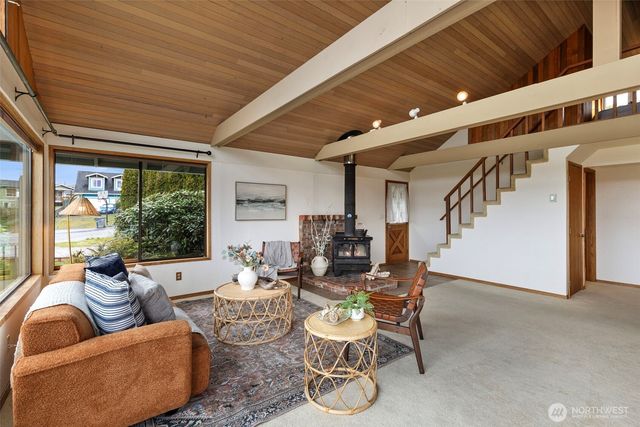 5181 NE Cedar Lane, Hansville, WA 98340