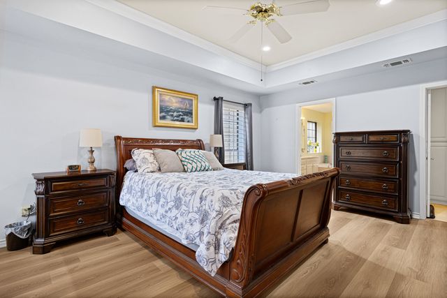 300 Mill Run Dr, Longview, TX 75604