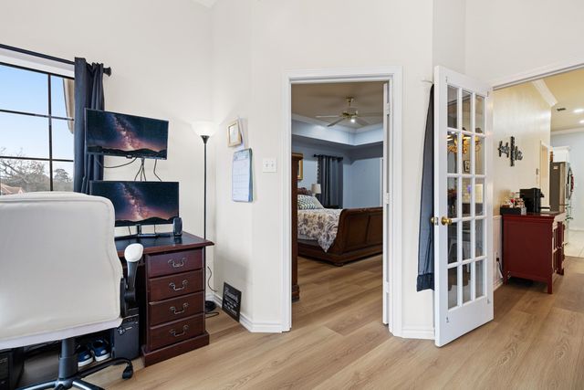 300 Mill Run Dr, Longview, TX 75604