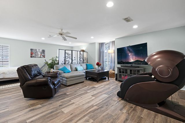 300 Mill Run Dr, Longview, TX 75604