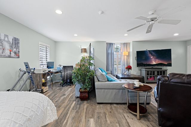 300 Mill Run Dr, Longview, TX 75604