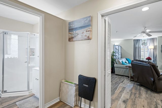 300 Mill Run Dr, Longview, TX 75604