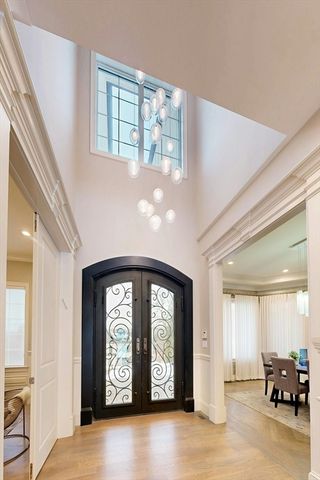 459 Dudley, Newton, MA 02459