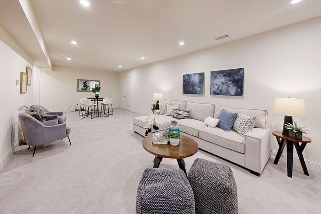 459 Dudley, Newton, MA 02459