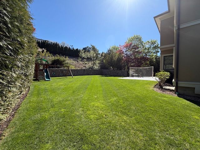 459 Dudley, Newton, MA 02459