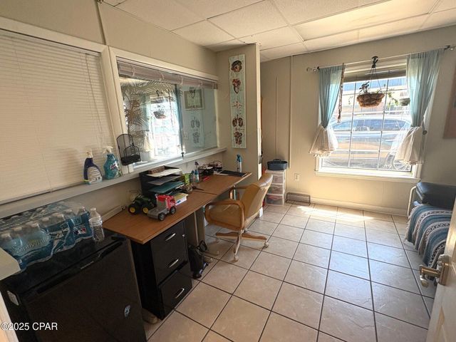 4296 5th Avenue, Marianna, FL 32446