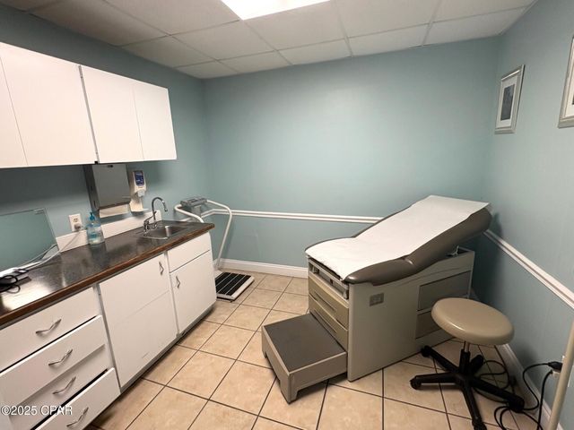 4296 5th Avenue, Marianna, FL 32446