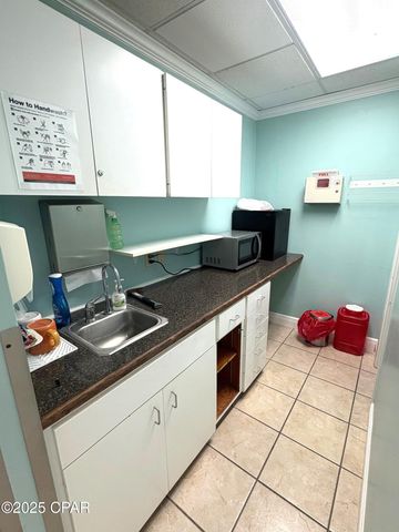 4296 5th Avenue, Marianna, FL 32446