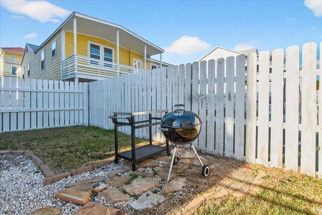 1206 Canal Drive A&B, Carolina Beach, NC 28428