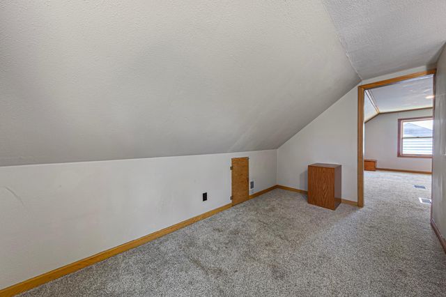 708 13th Avenue SW, Austin, MN 55912