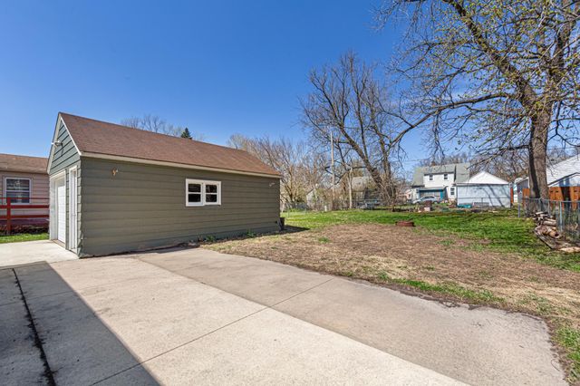 708 13th Avenue SW, Austin, MN 55912