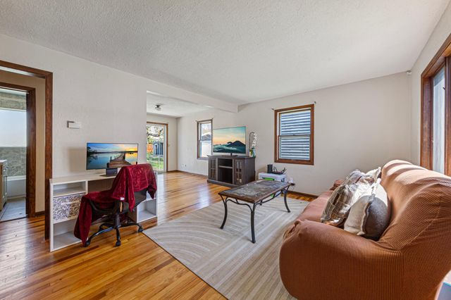 708 13th Avenue SW, Austin, MN 55912