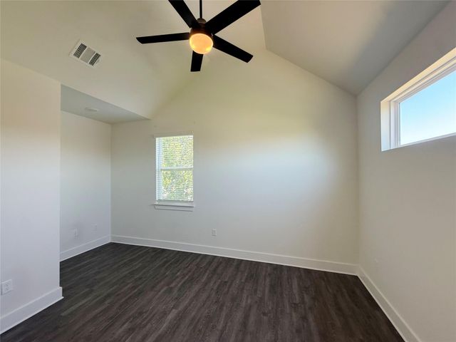1212 Lily TER 2, Austin, TX 78741