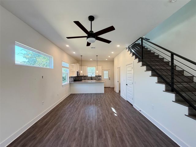 1212 Lily TER 2, Austin, TX 78741