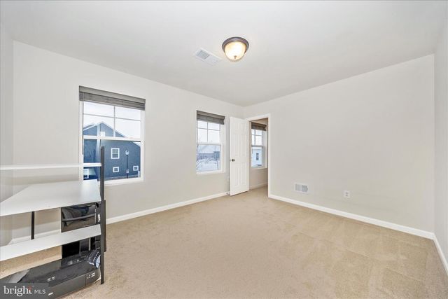 2805 HILLFIELD DR, Frederick, MD 21702