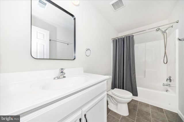 2805 HILLFIELD DR, Frederick, MD 21702