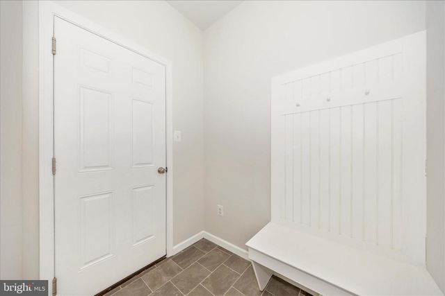 2805 HILLFIELD DR, Frederick, MD 21702