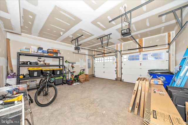 2805 HILLFIELD DR, Frederick, MD 21702