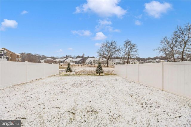 2805 HILLFIELD DR, Frederick, MD 21702