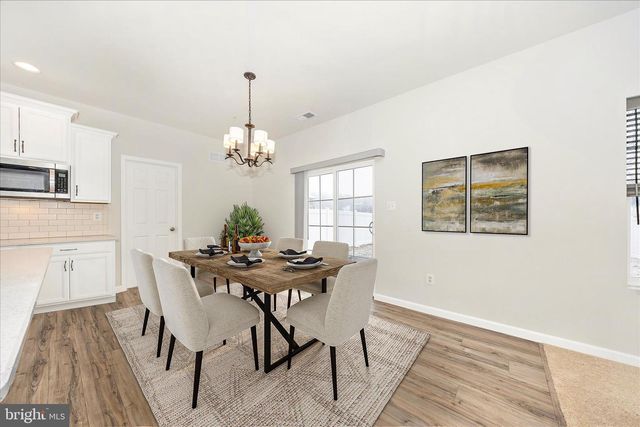 2805 HILLFIELD DR, Frederick, MD 21702