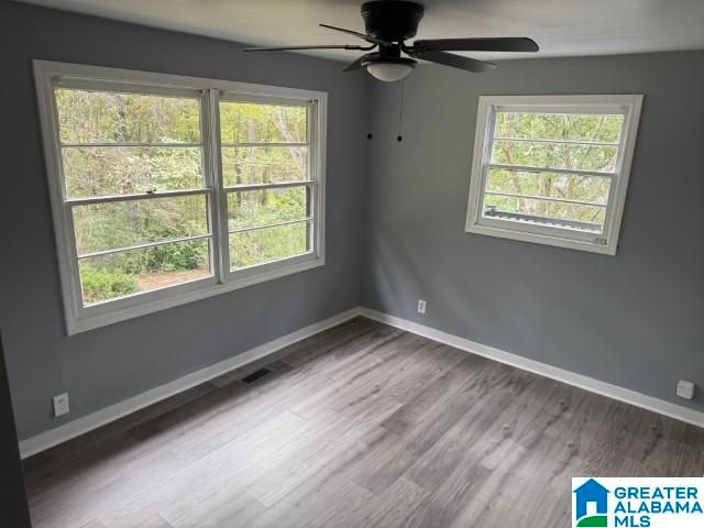 215 5TH AVENUE NW, Graysville, AL 35073