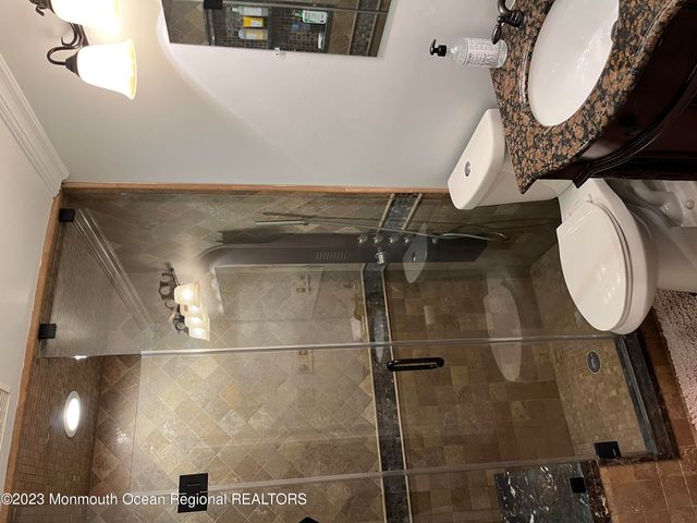 128 Whalepond Road, Oakhurst, NJ 07755