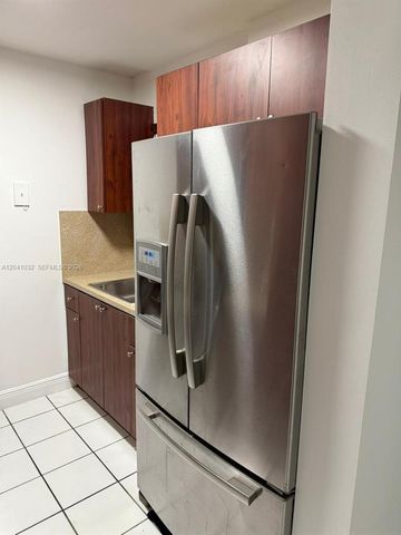 600 NW 32nd Place 303, Miami, FL 33125