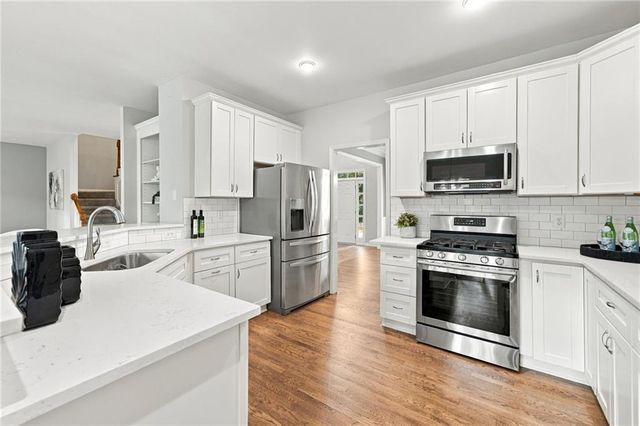 625 Briars Bend, Alpharetta, GA 30004