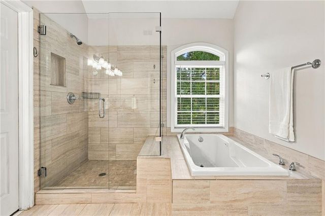625 Briars Bend, Alpharetta, GA 30004