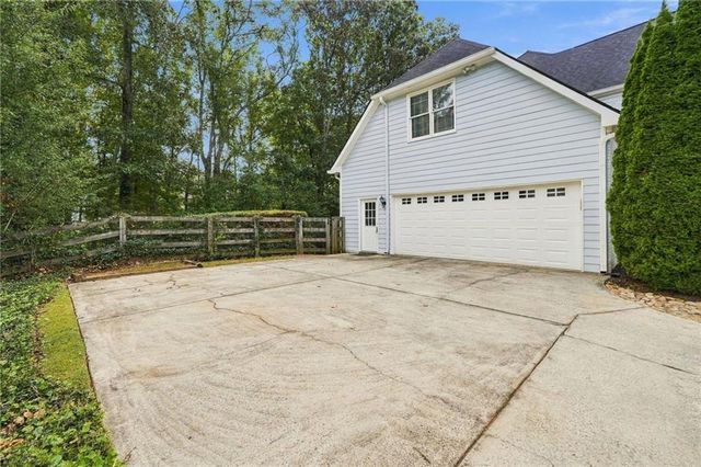 625 Briars Bend, Alpharetta, GA 30004