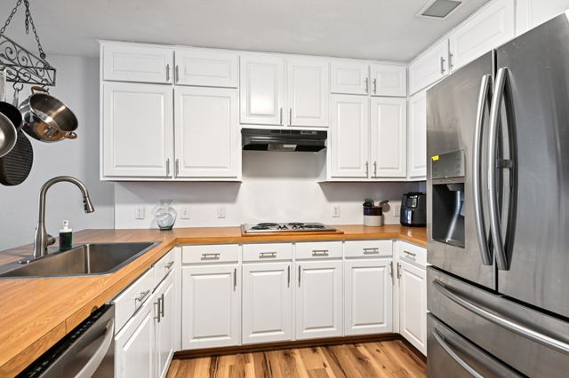 2716 Wayside Avenue, Fort Worth, TX 76110