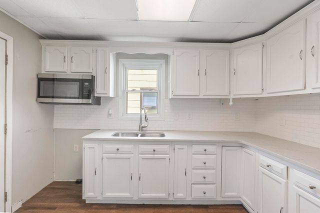 610 Baltimore Street, Waterloo, IA 50702