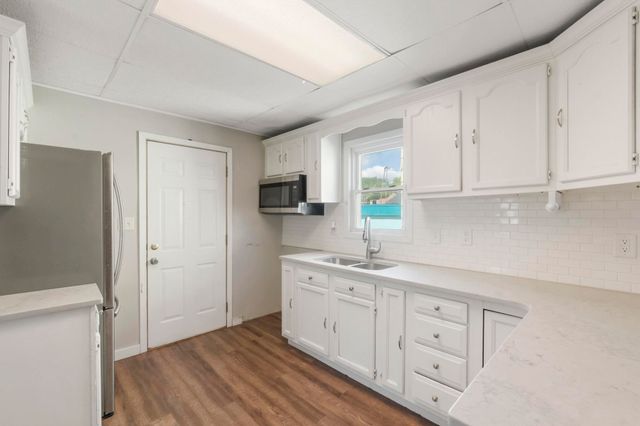 610 Baltimore Street, Waterloo, IA 50702