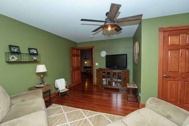 19657 Sharp Road, Elwood, IL 60421